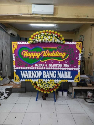 Papan Bunga di Jatinegara