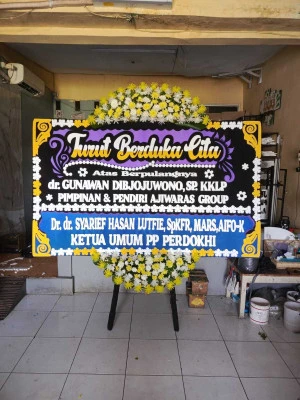 Papan Bunga di Jatinegara